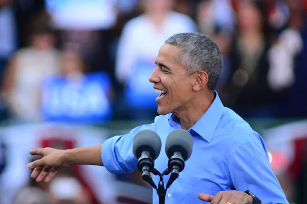 Præsident Barack Obama Taler Ved Kampagne Rally Osceola Heritage Park - Stock-foto