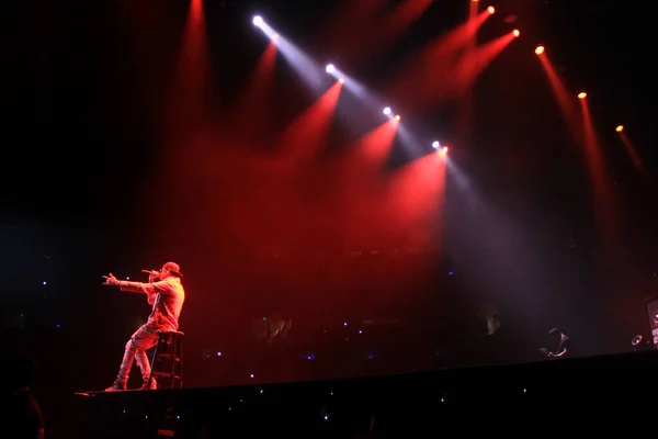 Singer Usher Performs Amway Center Orlando Florida December 2015 — Stock Photo, Image