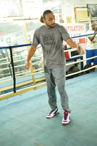 Boxer Keith One Time Thurman Ett Pressevenemang Hans Gym Innan — Stockfoto