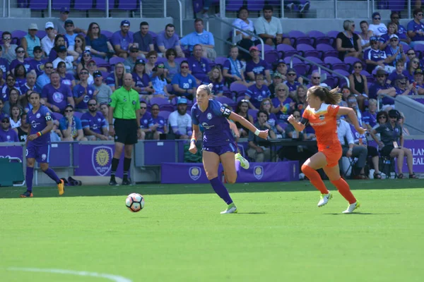 Orlando Pride, 24 Haziran 2017 tarihinde Orlando City Stadyumu 'nda Houston Dash' e ev sahipliği yaptı.. 
