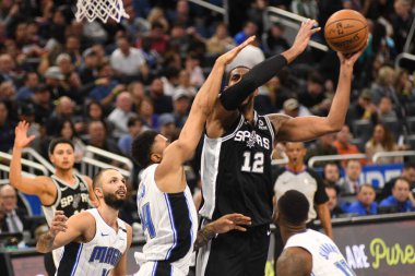 Orlando Magic, 19 Aralık 2018 tarihinde Orlando Florida 'daki Amway Center' da San Antonio Spurs 'a ev sahipliği yapmaktadır.. 