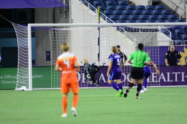 Orlando Pride sunucusu Houston Dash 23 Haziran 2016 'da Orlando Florida' daki Dünya Kampı Stadyumu 'nda..