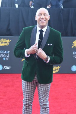 Kırmızı Halı Fotoğrafları 29 Mart 2019 Cumartesi günü Las Vegas 'taki Orleans Resort' ta düzenlenen 34. Yıldız Ödülleri sırasında çekildi.