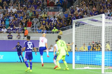 Orlando City, 24 Ağustos 2016 'da Orlando Florida' daki Kamp Dünyası Stadyumunda Toronto FC 'ye ev sahipliği yaptı..