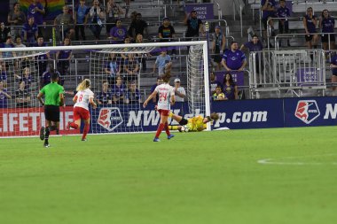 Orland Pride, 25 Ağustos 2018 'de Orlando Florida' daki Exploria Stadyumu 'nda Chicago Red Stars' a ev sahipliği yapıyor..  