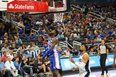 Orlando Magic 13 Ekim 2019 'da Florida, Orlando' daki Amway Center 'da Philadelphia 76ers' a ev sahipliği yaptı..