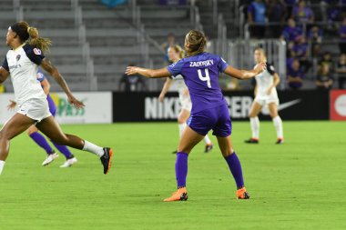 Orlando Pride, 23 Mayıs 2018 'de Orlando Florida' daki Exploria Stadyumu 'nda Kuzey Carolina Cesareti' ne ev sahipliği yapmaktadır..  