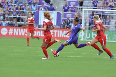 Orlando Pride 22 Nisan 2017 'de Orlando City Stadyumu' nda Washington Spirit 'e ev sahipliği yaptı.. 