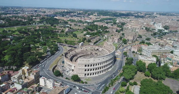 İtalya 'nın Roma' daki ünlü mezarının havadan görünüşü.. 