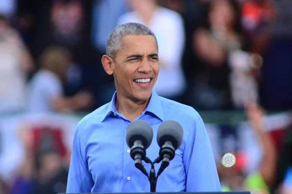 Prezydent Barack Obama Przemawia Wiecu Kampanii Stadionie Osceola Heritage Park — Zdjęcie stockowe