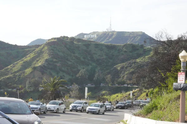 Los Angeles Tepelerinin Manzarası Tepelerin Arasındaki Yollar — Stok fotoğraf