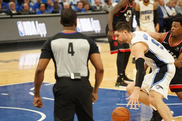 Orlando Magic Hosts Toronto Rapters Nba Playoff Στο Amway Arena — Φωτογραφία Αρχείου