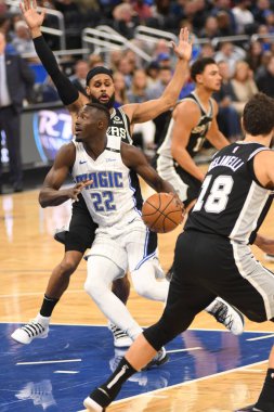 Orlando Magic, 19 Aralık 2018 tarihinde Orlando Florida 'daki Amway Center' da San Antonio Spurs 'a ev sahipliği yapmaktadır.. 