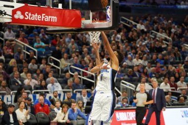 Orlando Magic, Philadelphia 76ers 'ı 13 Kasım 2019 Çarşamba günü Amway Center' da ağırlamaktadır. Fotoğraf: Marty Jean-Louis