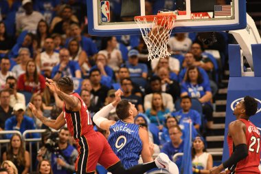 Orlando Magic 17 Ekim 2018 'de Orlando Florida' daki Amway Center 'da Miami Heat' i sunar..  