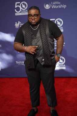 15 Ekim 2019 'da Nashville, Tennessee' deki Linbscome Üniversitesi 'nde verilen 50. GMA Dove Ödülleri sırasında kırmızı halı. 