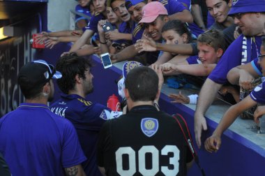 Orlando City 29 Nisan 2017 'de Orlando, Florida' daki Orlando City Stadyumu 'nda Colorado Rapids' e ev sahipliği yaptı.)