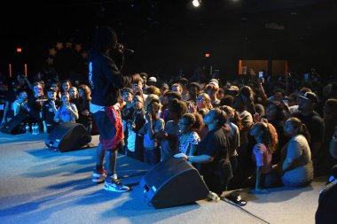 Crossover Kilisesi, 6 Ekim 2018 'de Tampa Florida' daki Crossover Kilisesi 'nde iki yıllık lezzet festivaline ev sahipliği yapıyor..  