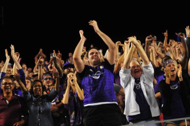 Orlando City SC, 3 Ekim 2015 'te Dünya Kampı Stadyumu' nda Montreal Çarpması 'na ev sahipliği yaptı.. 