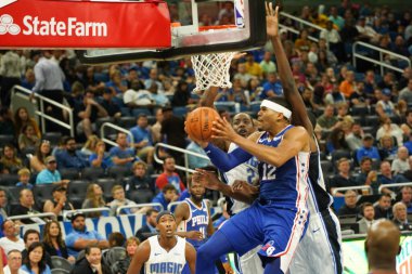Orlando Magic 13 Ekim 2019 'da Florida, Orlando' daki Amway Center 'da Philadelphia 76ers' a ev sahipliği yaptı..  