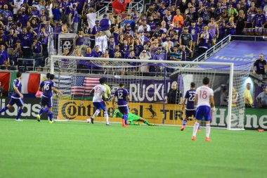 Orlando City, 24 Ağustos 2016 'da Orlando Florida' daki Kamp Dünyası Stadyumunda Toronto FC 'ye ev sahipliği yaptı..
