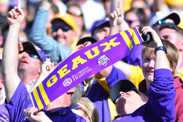 Lsu Čelit Louisville Během Citrus Bowl Stadionu Camping World Orlandu — Stock fotografie