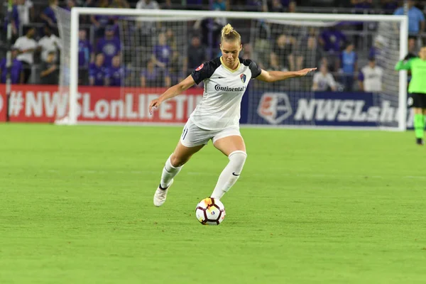 Orlando Pride, 23 Mayıs 2018 'de Orlando Florida' daki Exploria Stadyumu 'nda Kuzey Carolina Cesareti' ne ev sahipliği yapmaktadır..  