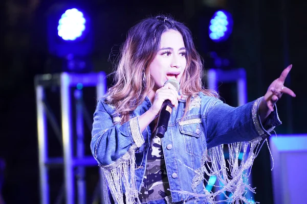 Τραγουδίστρια Ally Brooke Post Match Concert Παρουσιάζεται Από Την Pepsi — Φωτογραφία Αρχείου