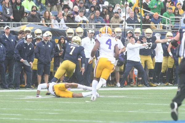 Notre Dame Twarz Lsu Podczas Citrus Bowl Camping World Stadium — Zdjęcie stockowe