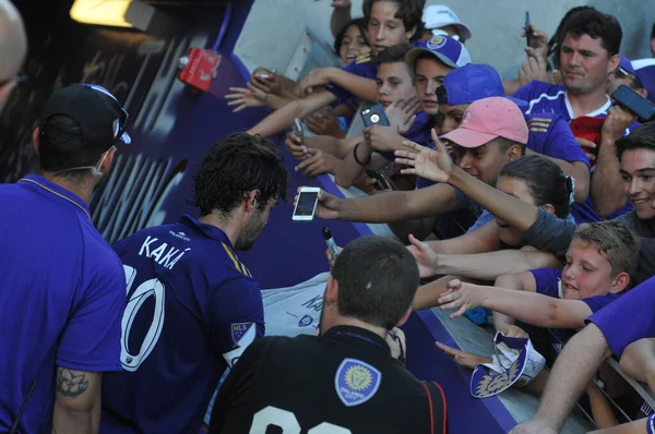 Orlando City 29 Nisan 2017 'de Orlando, Florida' daki Orlando City Stadyumu 'nda Colorado Rapids' e ev sahipliği yaptı.)