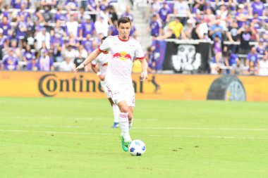 Orlando City, 31 Mart 2018 'de Orlando Florida' daki Exploria Stadyumu 'nda New York Red Bulls' a ev sahipliği yaptı..  