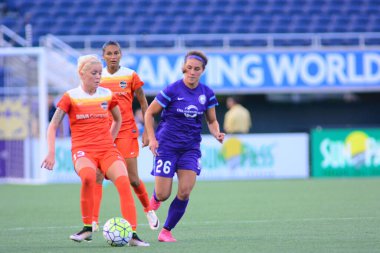 Orlando Pride sunucusu Houston Dash 23 Haziran 2016 'da Orlando Florida' daki Dünya Kampı Stadyumu 'nda..