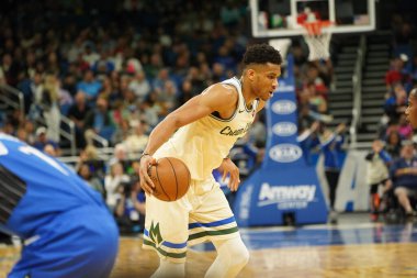 Orlando Magic, 8 Şubat 2020 tarihinde Orlando Florida 'daki Amway' de Milwaukee Bucks 'a ev sahipliği yaptı..  