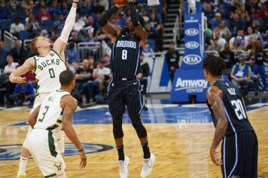 Orlando Magic, Orlando, Florida, ABD 'deki Amway Center' da Milwaukee Bucks 'a ev sahipliği yapıyor. 1 Kasım 2019.  