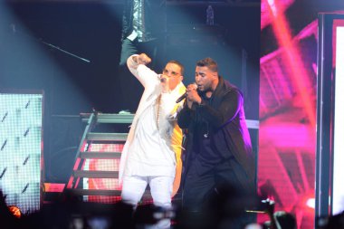 Baba Yankee ve Don Omar 7 Ağustos 2016 'da Orlando Florida' daki Amway Center 'da konser verdiler..  