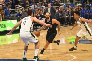Orlando Magic, 19 Ocak 2019 Cumartesi günü Orlando Florida 'daki Amway Arena' da Milwaukee Doları 'na ev sahipliği yapıyor..