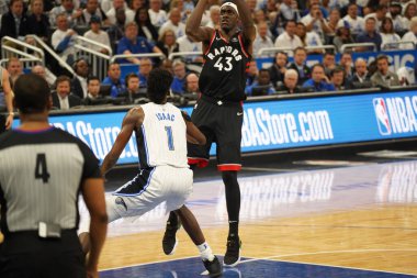 Orlando Magic 19 Nisan 2019 Cuma günü Orlando Florida 'daki Amway Arena' daki NBA Playoff 1 'de Toronto Rapçileri' ne ev sahipliği yapıyor.