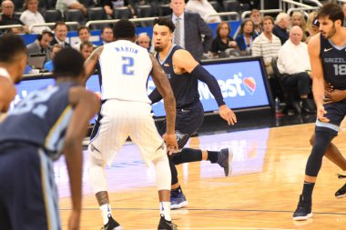 Orlando Magic 10 Ekim 2018 tarihinde Orlando Florda 'daki Amway Center' da Memphis Grizzilies 'e ev sahipliği yaptı..  