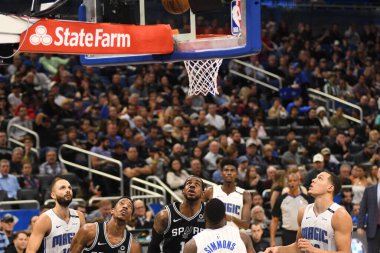 Orlando Magic, 19 Aralık 2018 tarihinde Orlando Florida 'daki Amway Center' da San Antonio Spurs 'a ev sahipliği yapmaktadır.. 