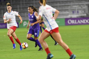 Orland Pride, 25 Ağustos 2018 'de Orlando Florida' daki Exploria Stadyumu 'nda Chicago Red Stars' a ev sahipliği yapıyor..  