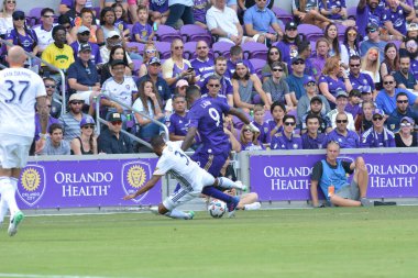 Orlando City 15 Nisan 2017 'de Florida, Orlando' daki Citrus Bowl 'da Los Angeles Galaksisine ev sahipliği yaptı.. 
