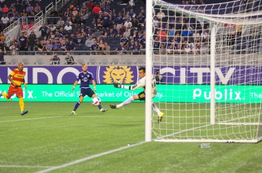 Orlando City SC, 29 Haziran 2016 'da Orlando Florida' daki Kamp Dünyası Stadyumu 'nda Fort Lauderdale Strikers' a ev sahipliği yaptı..