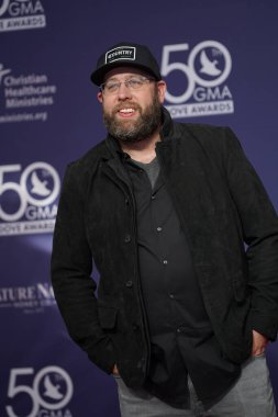 15 Ekim 2019 'da Nashville, Tennessee' deki Linbscome Üniversitesi 'nde verilen 50. GMA Dove Ödülleri sırasında kırmızı halı. 