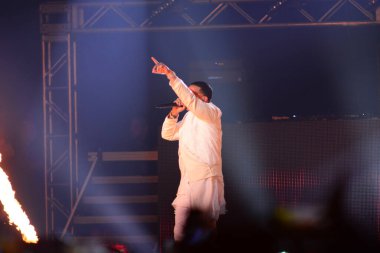 Baba Yankee ve Don Omar 7 Ağustos 2016 'da Orlando Florida' daki Amway Center 'da konser verdiler..  