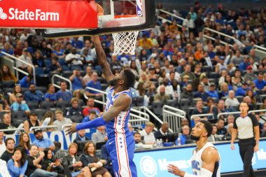 Orlando Magic 13 Ekim 2019 'da Florida, Orlando' daki Amway Center 'da Philadelphia 76ers' a ev sahipliği yaptı..