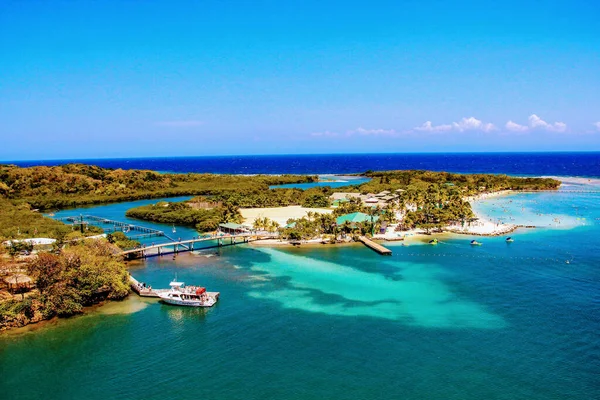 Beautiful Mahogany Bay Honduras Maggio 2014 — Foto Stock