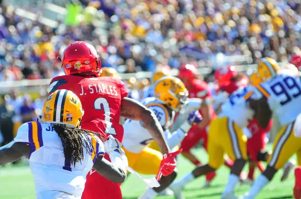 Lsu Πρόσωπο Louisville Κατά Διάρκεια Του 71Ου Citrus Bowl Στο — Φωτογραφία Αρχείου