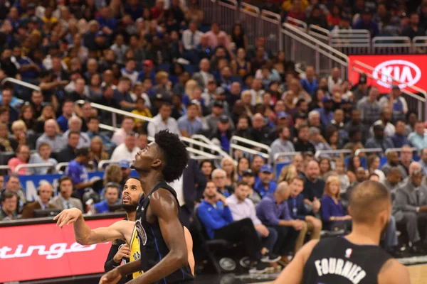 Orlando Magic Hostí Zlaté Státní Bojovníky Amway Center Orlandu Floridě — Stock fotografie