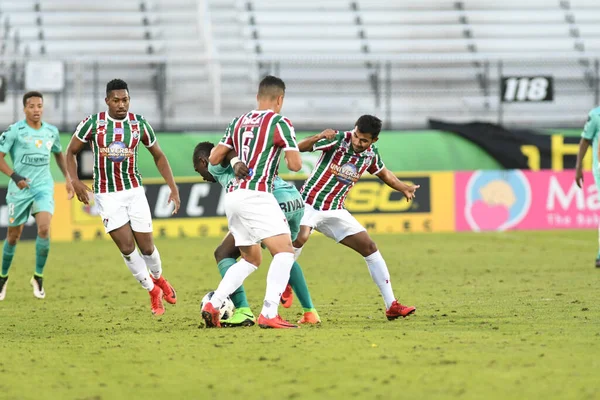 Fluminense Gegen Barcelona Während Des Florida Cup Spectrum Stadium Januar — Stockfoto