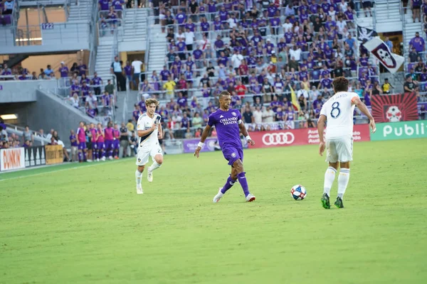 Orlando City SC, 24 Mayıs 2019 'da Orlando City Stadyumu' nda Los Angeles Galaxy 'ye ev sahipliği yaptı.
